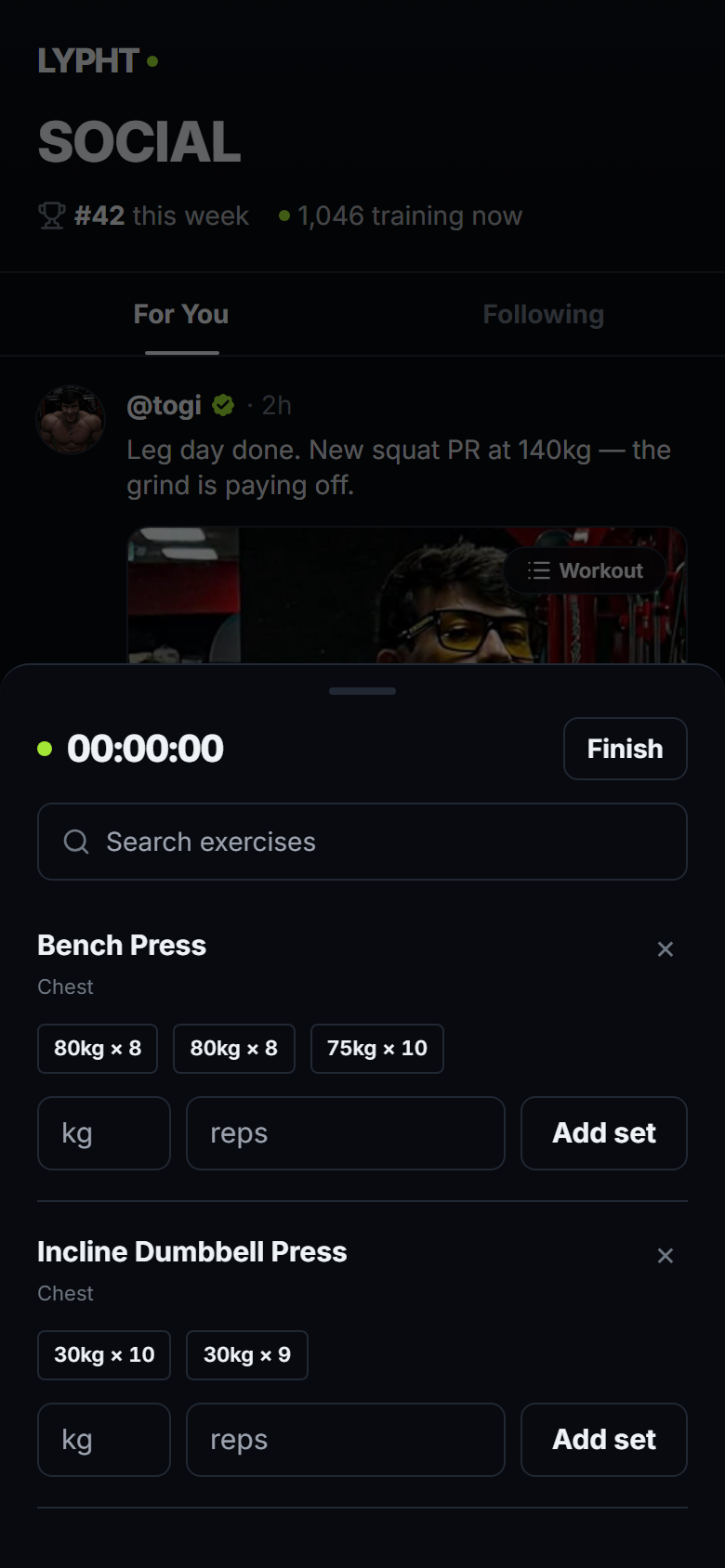 Lypht workout logger showing a session timer and bench press sets.